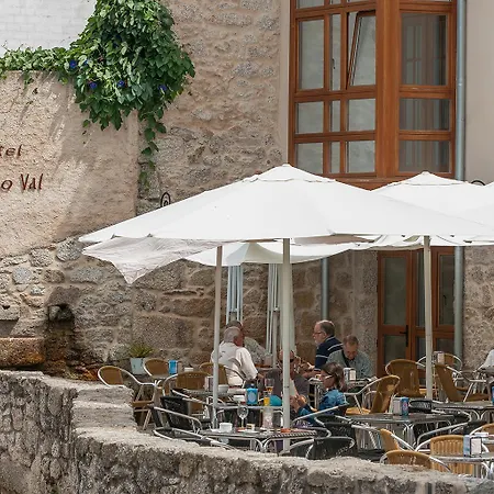Do Val Hotel