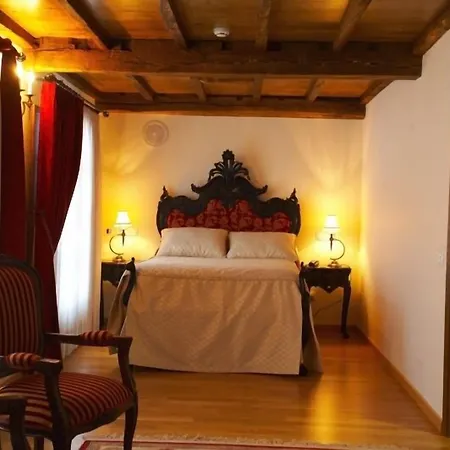 Do Val Hotel