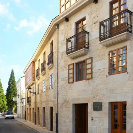 Do Val Hotel