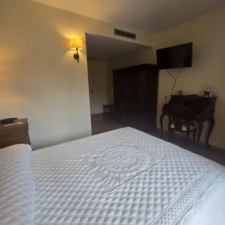 Do Val Hotel 3*