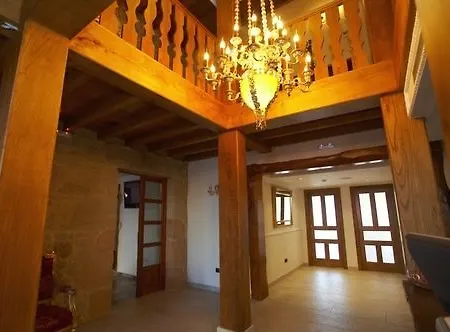 Do Val Hotel